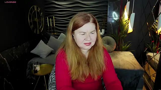 Snapshot of Mrs_Emilia chatting on 12-24-24, 12:44 Mrs Emilia online show from 12-24-24, 12:44