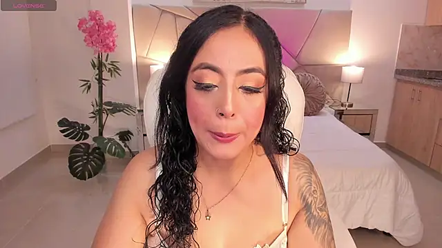 kim thompson 1 online show from 11-05-25, 11:10