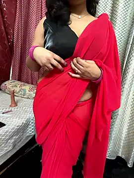 Snapshot of LuscousPussy chatting on 01-05-26, 08:01 LuscousPussy online show from 01-05-26, 08:01