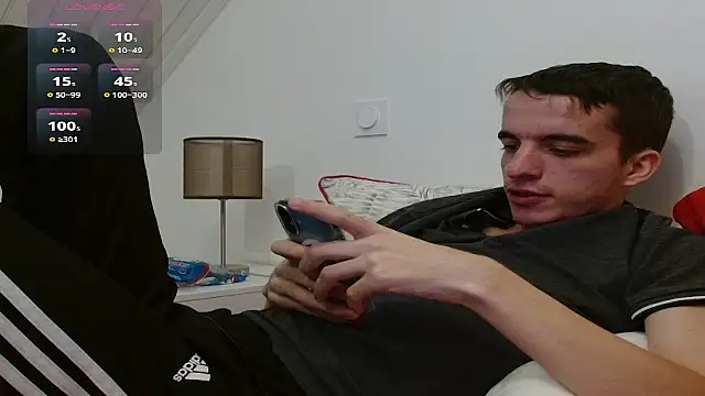 Tombgy07 online show from 12-03-25, 08:29