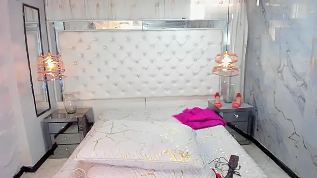 Georgina-Musk online show from 03-12-25, 07:49