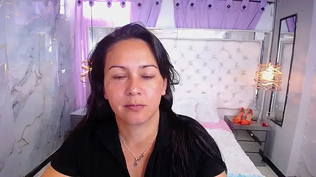 Georgina-Musk online show from 09-11-25, 07:47