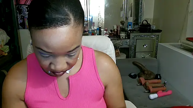 YasmineMinaj online show from 01-21-25, 06:33