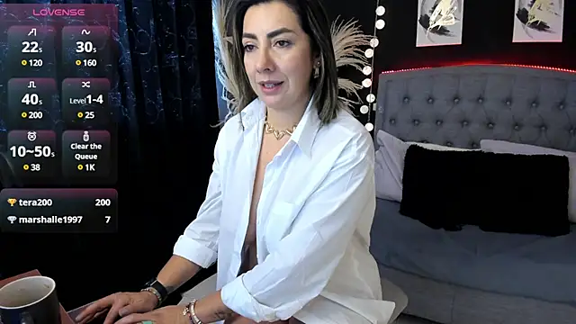 Isabella lt online show from 02-20-25, 02:24