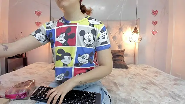 Snapshot of SakuraLee_ chatting on 04-01-26, 12:17 SakuraLee online show from 04-01-26, 12:17