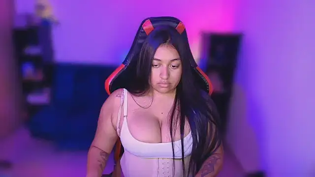 Soysofiarodrigu online show from 10-17-25, 11:18