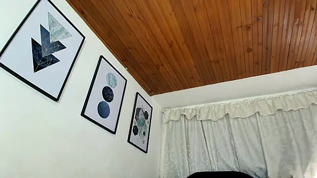 sam her online show from 10-10-25, 09:03