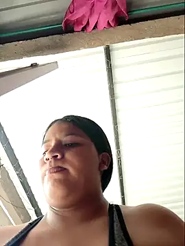 moncerrat luna online show from 12-18-24, 03:11