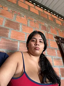 moncerrat luna online show from 01-18-25, 05:15