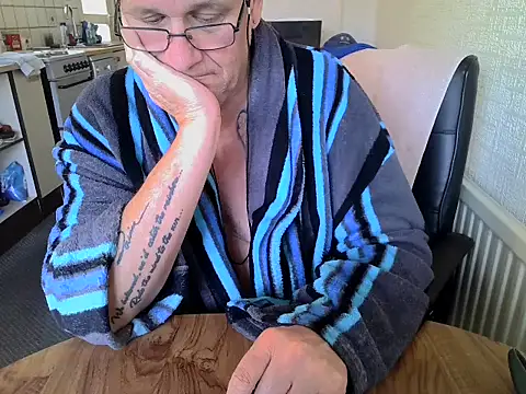 daddyflash online show from 11-02-25, 11:45