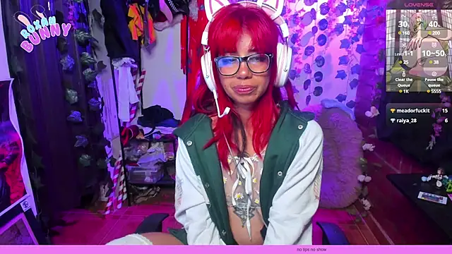 Roxanbunny1 online show from 03-04-25, 05:11