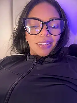 Charly  online show from 10-28-25, 03:43