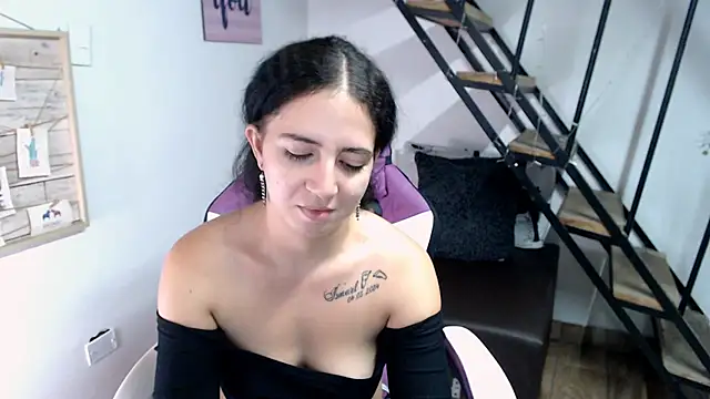 samantha baby  online show from 10-08-25, 07:22