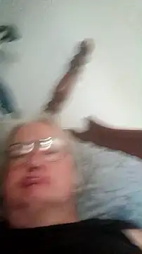 Snapshot of graham1980 chatting on 09-29-25, 06:46 graham1980 online show from 09-29-25, 06:46