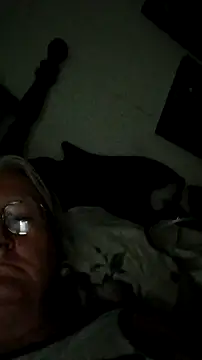 Snapshot of graham1980 chatting on 11-25-25, 09:09 graham1980 online show from 11-25-25, 09:09