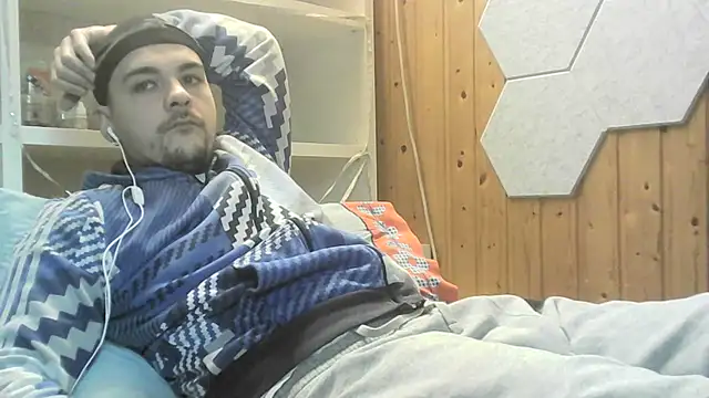 Snapshot of ItalianVinDiesel chatting on 12-28-24, 03:15 ItalianVinDiesel online show from 12-28-24, 03:15