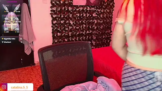 Snapshot of Kata_Bigboobs chatting on 10-13-25, 06:24 Kata Bigboobs online show from 10-13-25, 06:24