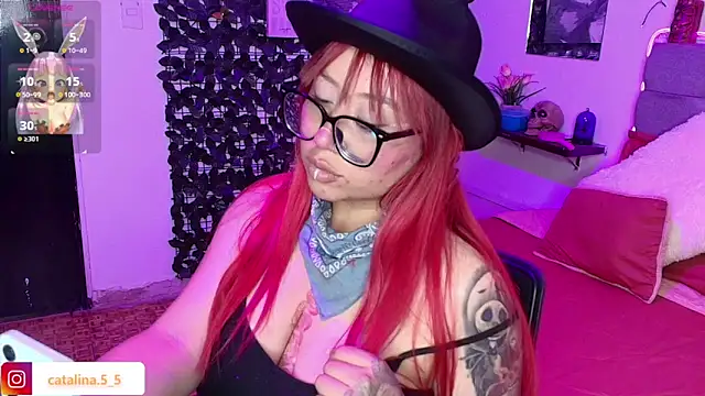 Snapshot of Kata_Bigboobs chatting on 10-17-25, 04:53 Kata Bigboobs online show from 10-17-25, 04:53