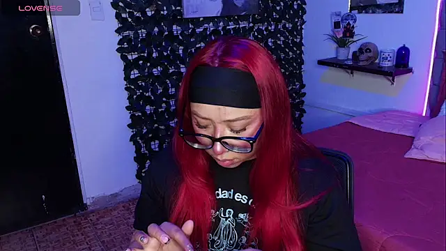 Snapshot of Kata_Bigboobs chatting on 11-02-25, 05:15 Kata Bigboobs online show from 11-02-25, 05:15