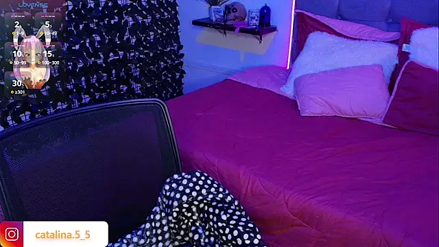 Snapshot of Kata_Bigboobs chatting on 11-10-25, 12:09 Kata Bigboobs online show from 11-10-25, 12:09