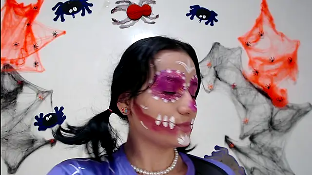 Sisirojas online show from 10-14-25, 08:31