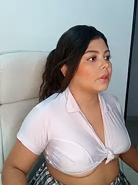 kiara-evans02 online show from 10-07-25, 10:40