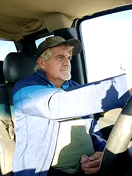 TTolbert online show from 12-14-24, 04:31