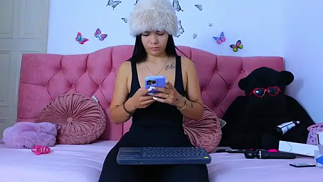 reychell hot01 online show from 11-07-25, 01:11