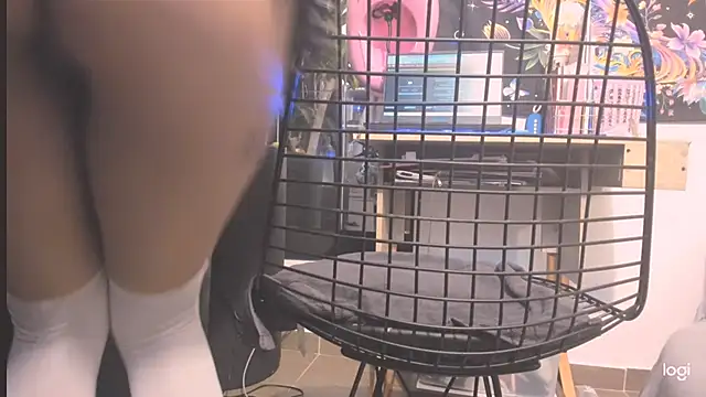 Snapshot of MYFAVOURITESTRAGER chatting on 01-03-25, 06:01 MYFAVOURITESTRAGER online show from 01-03-25, 06:01