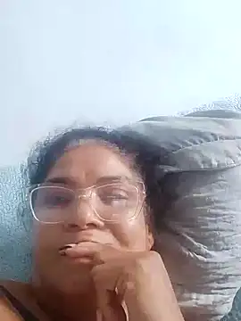 Delicy1 online show from 01-24-25, 08:11