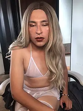 Aly scarf online show from 02-17-25, 04:48