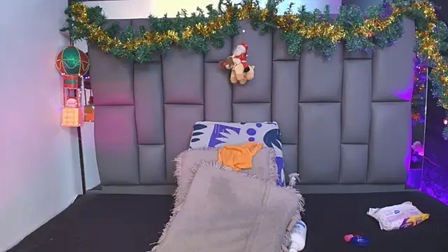  MiaBrown  online show from 12-01-25, 12:10