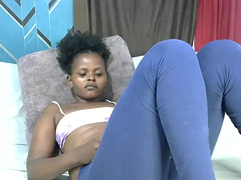 Snapshot of Lusty_vybez chatting on 02-12-25, 04:22 Lusty vybez online show from 02-12-25, 04:22