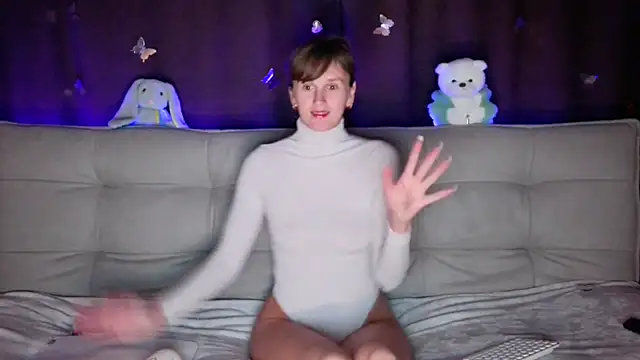 intolerable girl online show from 11-20-25, 07:46