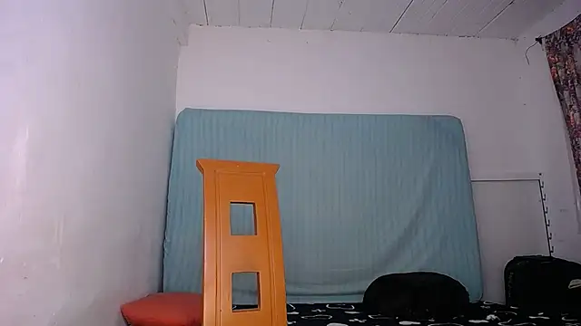 yselahot online show from 11-04-25, 01:21