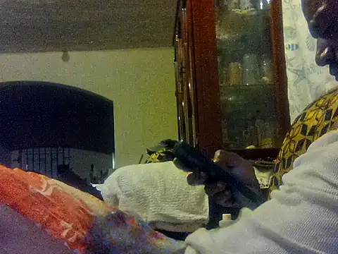 LookingLover34 online show from 11-21-25, 06:34