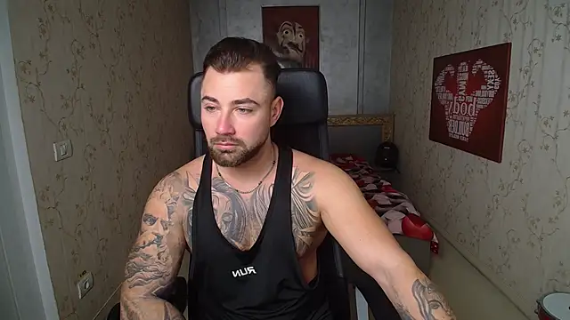 Snapshot of DuncanStone chatting on 12-25-24, 04:44 DuncanStone online show from 12-25-24, 04:44