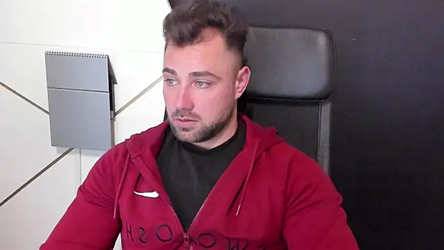 Snapshot of DuncanStone chatting on 02-24-25, 02:26 DuncanStone online show from 02-24-25, 02:26