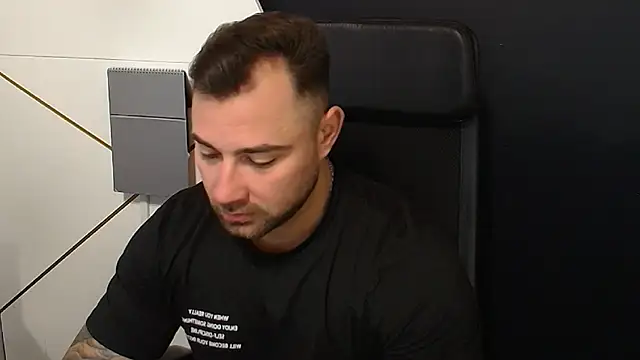 DuncanStone online show from 10-18-25, 04:59