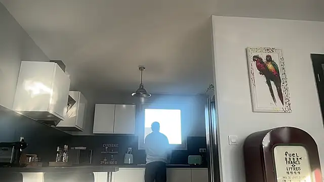 freddy0222222 online show from 03-18-26, 07:33