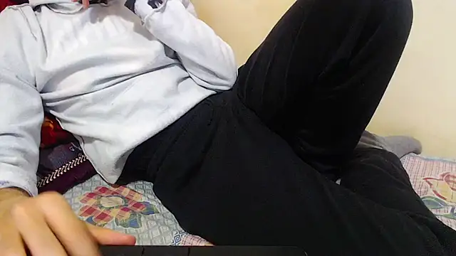 Alexdelarge323 online show from 02-11-25, 10:37