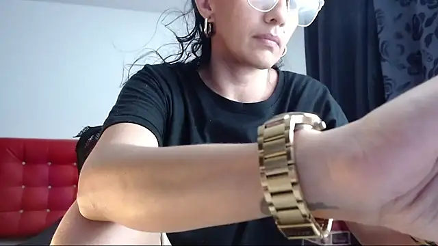 Lucynaugthyy online show from 02-01-25, 10:44