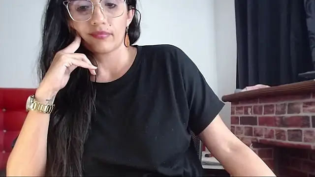 Lucynaugthyy online show from 03-10-25, 04:49