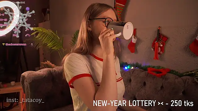 Snapshot of TataCoy chatting on 01-02-25, 07:01 TataCoy online show from 01-02-25, 07:01