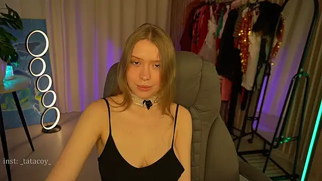 Snapshot of TataCoy chatting on 03-06-25, 05:35 TataCoy online show from 03-06-25, 05:35