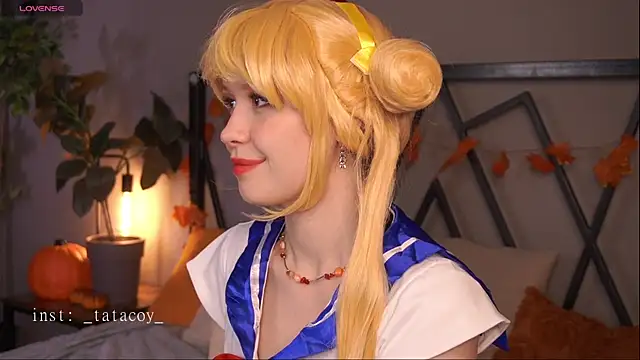 Snapshot of TataCoy chatting on 11-28-25, 08:11 TataCoy online show from 11-28-25, 08:11