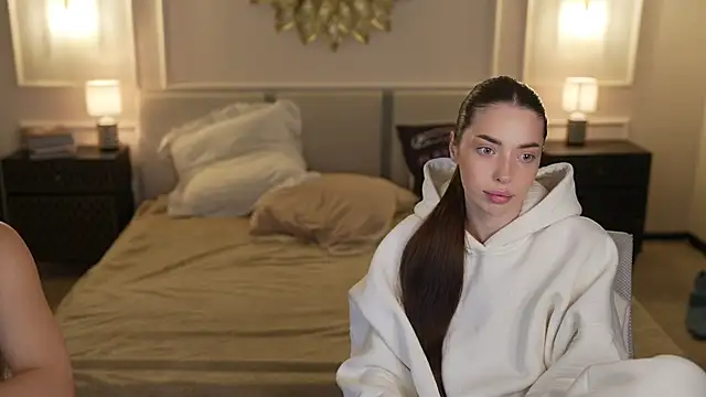 Snapshot of Jasmine_Flow chatting on 11-24-25, 08:03 Jasmine Flow online show from 11-24-25, 08:03