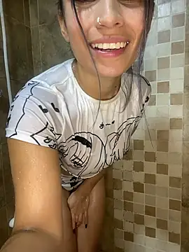 Tiffanysurez  online show from 02-22-26, 01:51