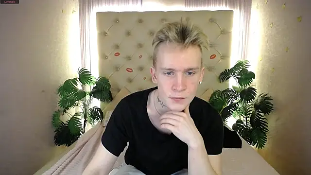 AlexxSweet online show from 03-23-25, 05:10