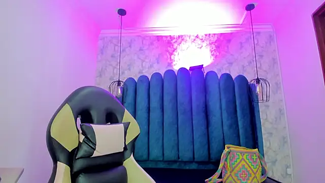 Snapshot of nalalye_cruzz_ chatting on 01-09-26, 02:58 nalalye cruzz online show from 01-09-26, 02:58